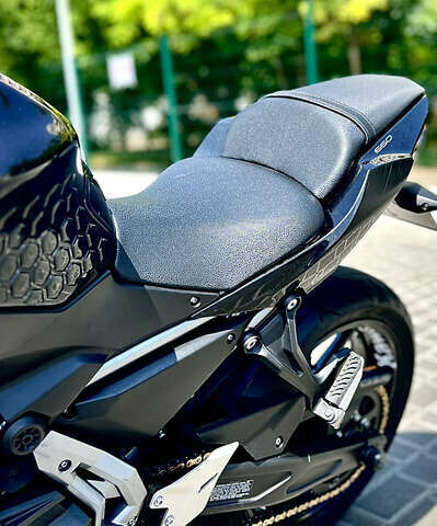 Кавасаки Z 650, объемом двигателя 0 л и пробегом 19 тыс. км за 6700 $, фото 11 на Automoto.ua