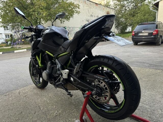 Кавасакі Z 650, об'ємом двигуна 0.65 л та пробігом 0 тис. км за 6100 $, фото 5 на Automoto.ua