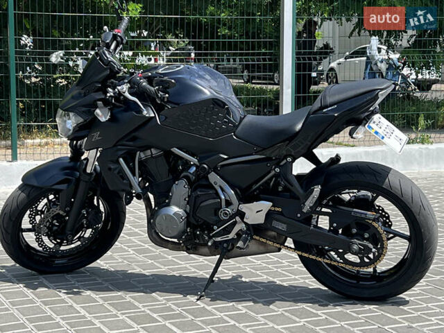 Кавасаки Z 650, объемом двигателя 0 л и пробегом 19 тыс. км за 6700 $, фото 7 на Automoto.ua