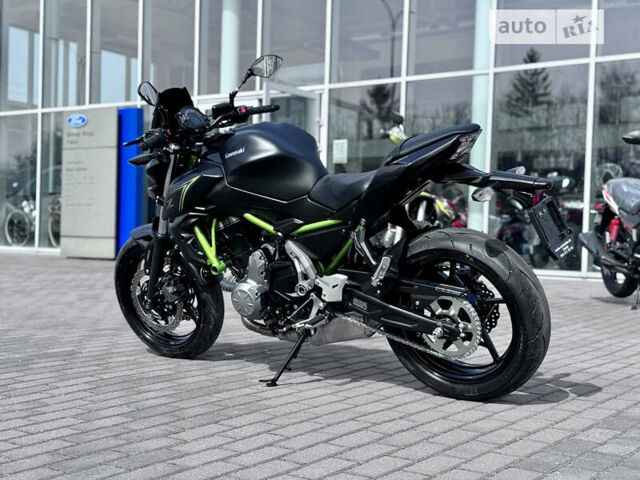 Кавасаки Z 650, объемом двигателя 0.65 л и пробегом 8 тыс. км за 6999 $, фото 9 на Automoto.ua