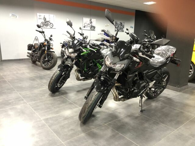 Кавасакі Z 650, об'ємом двигуна 0.65 л та пробігом 0 тис. км за 9818 $, фото 2 на Automoto.ua