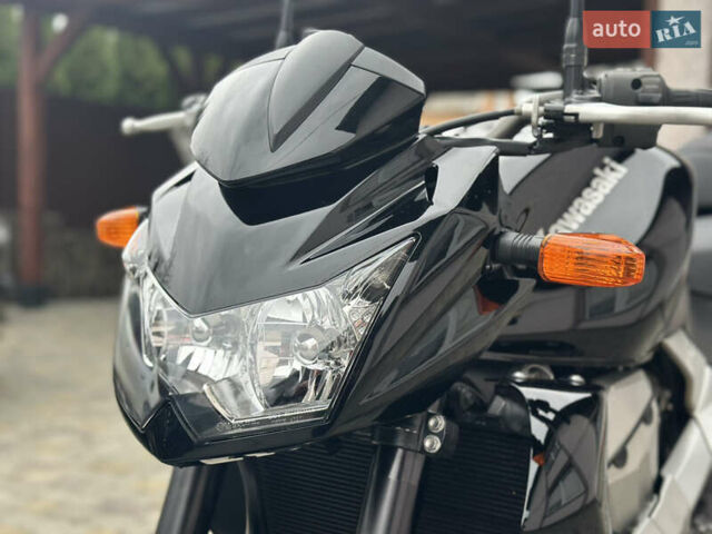 Чорний Кавасакі Z 750, об'ємом двигуна 0.75 л та пробігом 5 тис. км за 6600 $, фото 1 на Automoto.ua