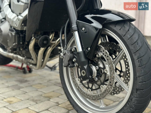 Чорний Кавасакі Z 750, об'ємом двигуна 0.75 л та пробігом 5 тис. км за 6600 $, фото 2 на Automoto.ua