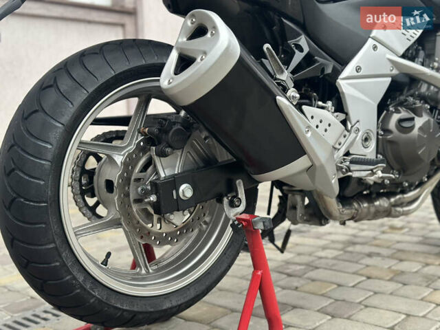 Чорний Кавасакі Z 750, об'ємом двигуна 0.75 л та пробігом 5 тис. км за 6600 $, фото 3 на Automoto.ua