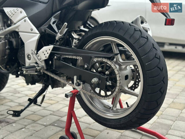 Чорний Кавасакі Z 750, об'ємом двигуна 0.75 л та пробігом 5 тис. км за 6600 $, фото 10 на Automoto.ua