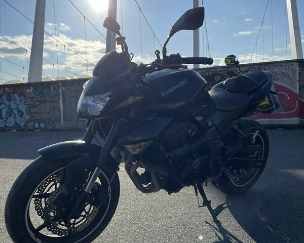 Чорний Кавасакі Z 750, об'ємом двигуна 0.75 л та пробігом 37 тис. км за 6300 $, фото 21 на Automoto.ua