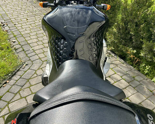 Черный Кавасаки Z 750, объемом двигателя 0.75 л и пробегом 34 тыс. км за 6700 $, фото 3 на Automoto.ua