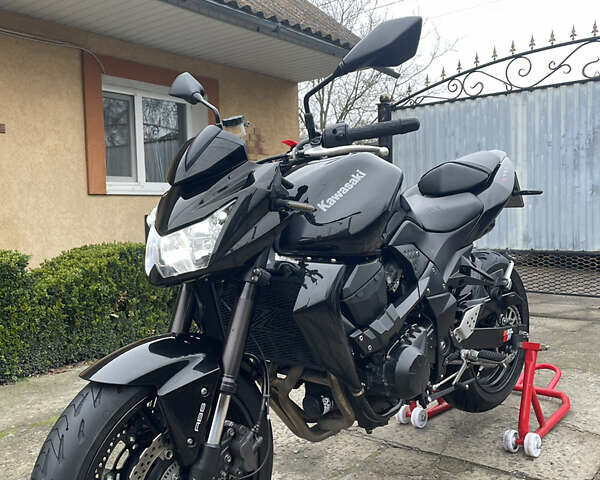 Черный Кавасаки Z 750, объемом двигателя 0.75 л и пробегом 34 тыс. км за 5950 $, фото 2 на Automoto.ua