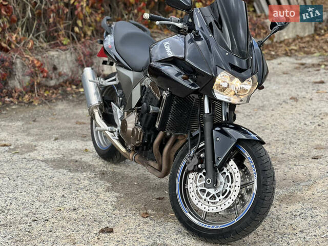 Черный Кавасаки Z 750, объемом двигателя 0.75 л и пробегом 35 тыс. км за 4950 $, фото 11 на Automoto.ua