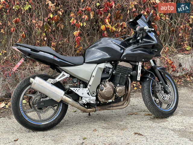 Черный Кавасаки Z 750, объемом двигателя 0.75 л и пробегом 35 тыс. км за 4950 $, фото 5 на Automoto.ua