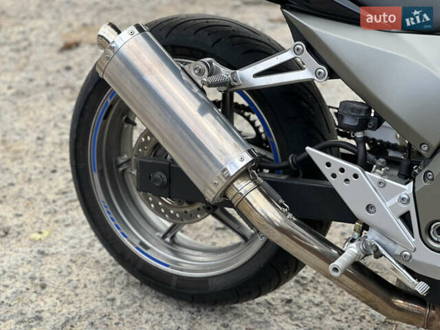 Черный Кавасаки Z 750, объемом двигателя 0.75 л и пробегом 35 тыс. км за 4950 $, фото 22 на Automoto.ua