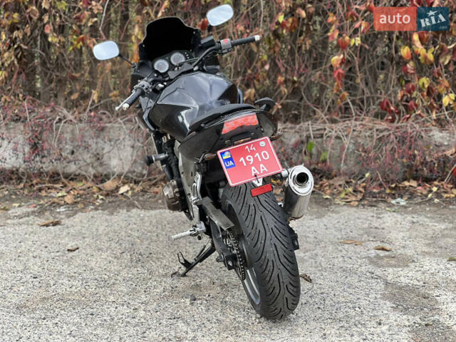 Черный Кавасаки Z 750, объемом двигателя 0.75 л и пробегом 35 тыс. км за 4950 $, фото 7 на Automoto.ua