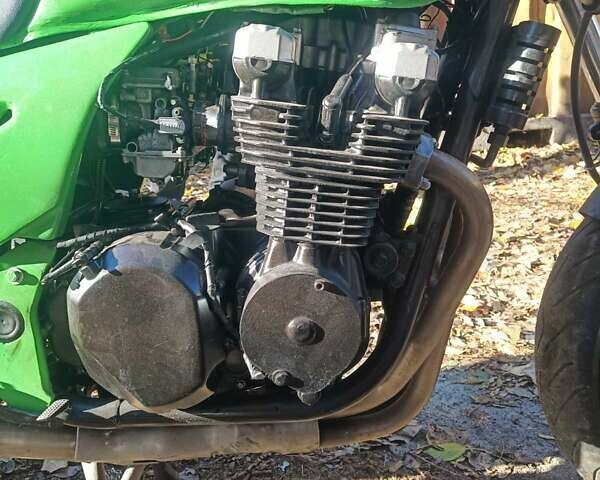 Кавасаки Z 750, объемом двигателя 0 л и пробегом 1 тыс. км за 335 $, фото 6 на Automoto.ua