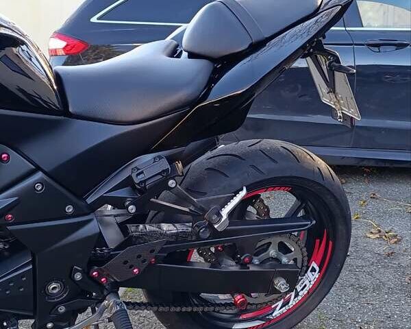 Кавасаки Z 750, объемом двигателя 0.75 л и пробегом 36 тыс. км за 6000 $, фото 12 на Automoto.ua