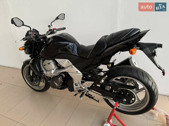 Кавасаки Z 750, объемом двигателя 0.75 л и пробегом 9 тыс. км за 6900 $, фото 11 на Automoto.ua