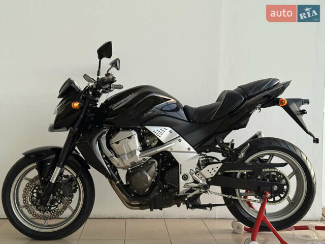 Кавасаки Z 750, объемом двигателя 0.75 л и пробегом 9 тыс. км за 6900 $, фото 7 на Automoto.ua