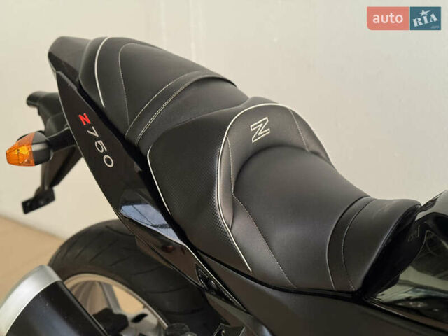 Кавасаки Z 750, объемом двигателя 0.75 л и пробегом 9 тыс. км за 6900 $, фото 23 на Automoto.ua