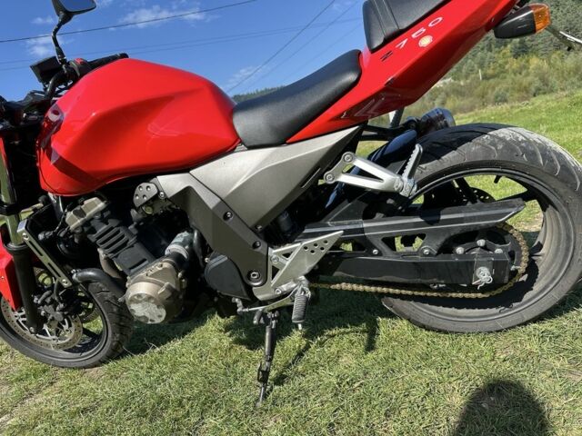 Кавасаки Z 750, объемом двигателя 0.75 л и пробегом 0 тыс. км за 6150 $, фото 6 на Automoto.ua