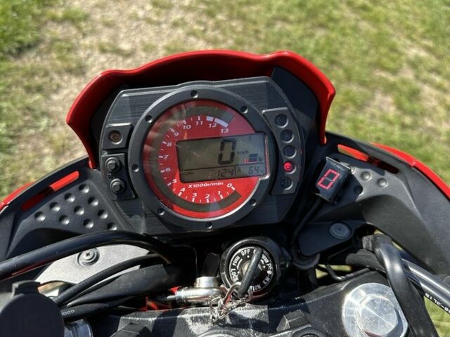 Кавасаки Z 750, объемом двигателя 0.75 л и пробегом 0 тыс. км за 6150 $, фото 7 на Automoto.ua
