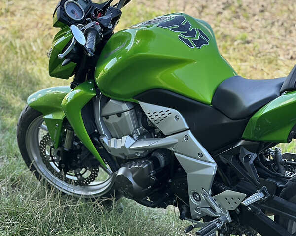 Зеленый Кавасаки Z 750, объемом двигателя 0.75 л и пробегом 39 тыс. км за 6300 $, фото 2 на Automoto.ua
