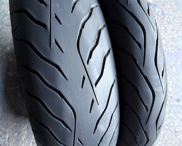 Кавасакі Z 750R, об'ємом двигуна 0.75 л та пробігом 40 тис. км за 7500 $, фото 4 на Automoto.ua