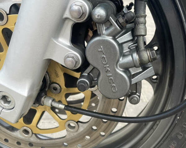 Кавасакі Z 750R, об'ємом двигуна 0.75 л та пробігом 42 тис. км за 3000 $, фото 5 на Automoto.ua