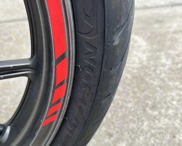 Червоний Кавасакі Z 750S, об'ємом двигуна 0.75 л та пробігом 40 тис. км за 5200 $, фото 9 на Automoto.ua