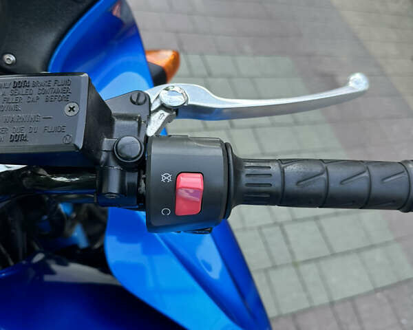 Кавасаки Z 750S, объемом двигателя 0.75 л и пробегом 36 тыс. км за 4800 $, фото 7 на Automoto.ua