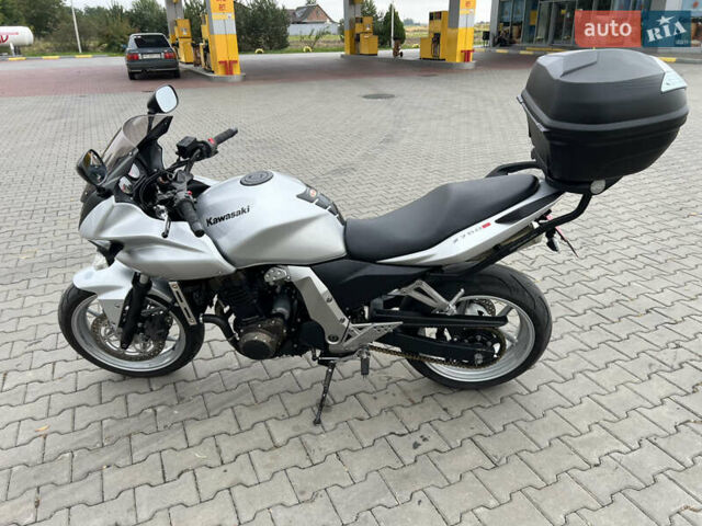 Серый Кавасаки Z 750S, объемом двигателя 0.75 л и пробегом 45 тыс. км за 5100 $, фото 7 на Automoto.ua