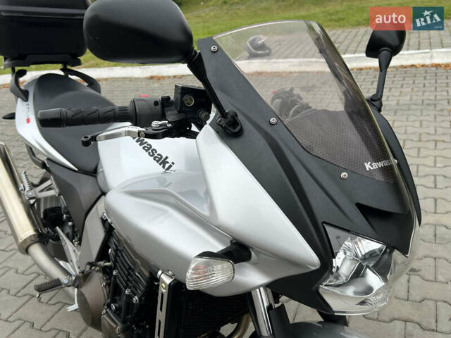 Серый Кавасаки Z 750S, объемом двигателя 0.75 л и пробегом 45 тыс. км за 5100 $, фото 12 на Automoto.ua