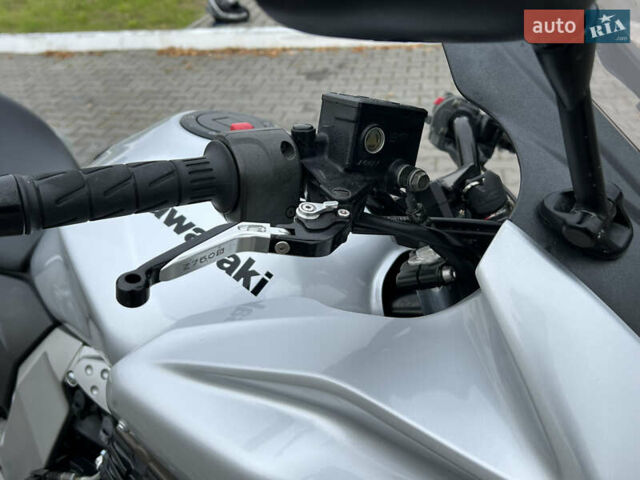 Серый Кавасаки Z 750S, объемом двигателя 0.75 л и пробегом 45 тыс. км за 5100 $, фото 13 на Automoto.ua