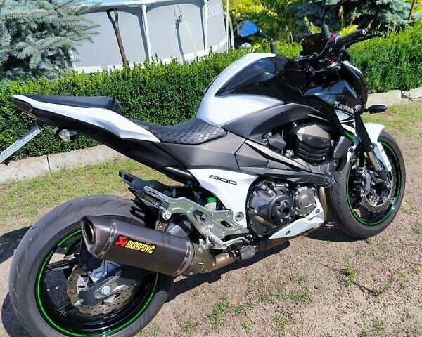 Белый Кавасаки Z 800, объемом двигателя 0.81 л и пробегом 14 тыс. км за 8200 $, фото 1 на Automoto.ua