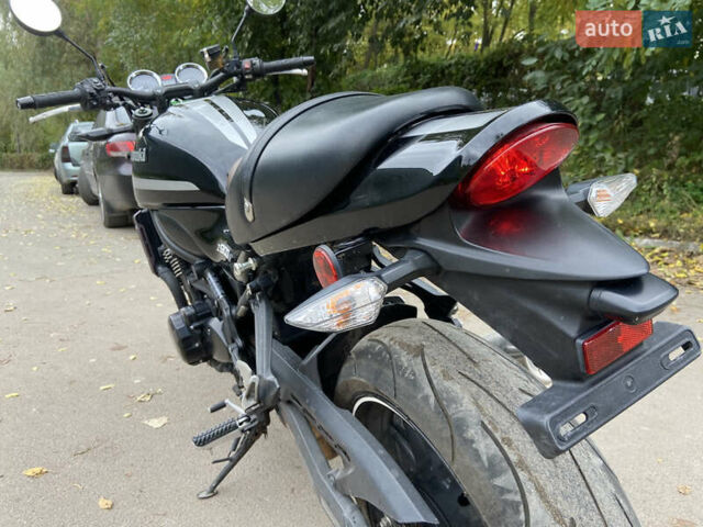 Кавасаки Z 900RS 2022 в Киеве на Automoto.ua Черный Кавасаки Z 900RS, объемом двигателя 0.9 л и пробегом 13 тыс. км за 11000 $, фото 5 на Automoto.ua
