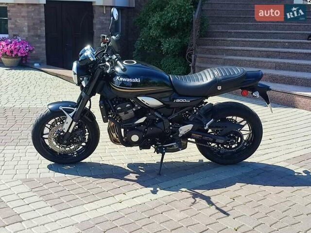 Черный Кавасаки Z 900RS, объемом двигателя 0.95 л и пробегом 8 тыс. км за 9500 $, фото 12 на Automoto.ua