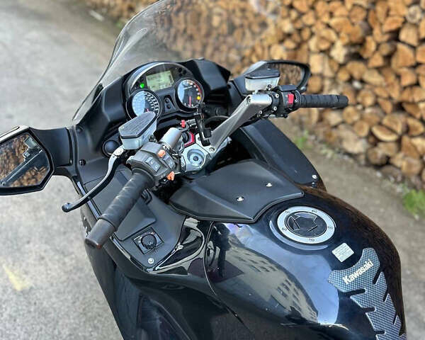Чорний Кавасакі ZG 1400, об'ємом двигуна 1.4 л та пробігом 35 тис. км за 8700 $, фото 9 на Automoto.ua