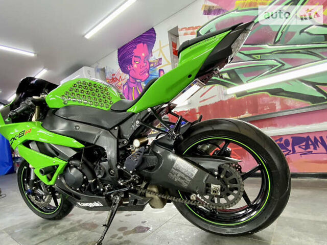 Зелений Кавасакі ZX 6R, об'ємом двигуна 0.6 л та пробігом 22 тис. км за 6200 $, фото 2 на Automoto.ua