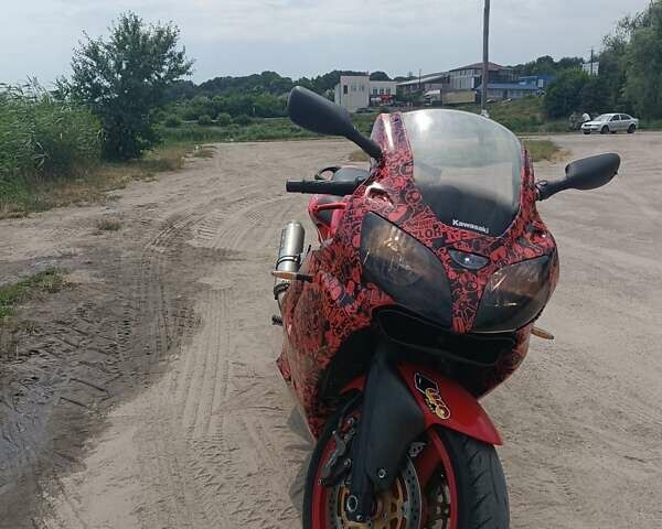 Красный Кавасаки ZX 6R 636, объемом двигателя 0.64 л и пробегом 52 тыс. км за 3950 $, фото 1 на Automoto.ua