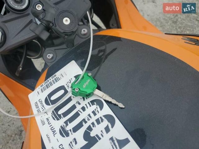 Оранжевый Кавасаки ZX 6R 636, объемом двигателя 0.6 л и пробегом 9 тыс. км за 2200 $, фото 7 на Automoto.ua