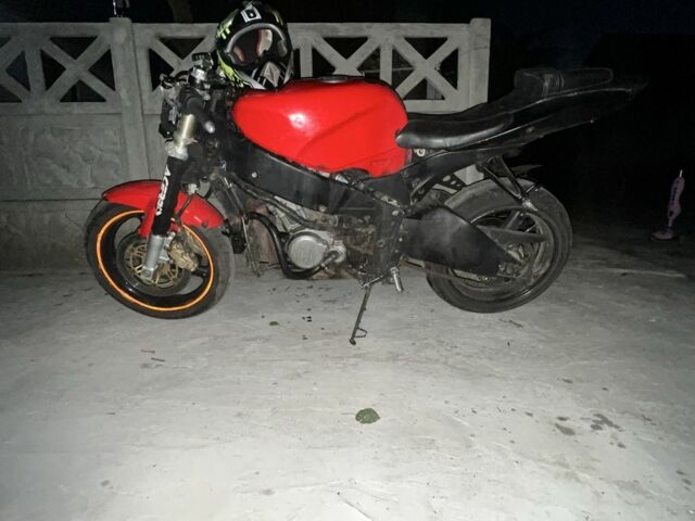 Кавасакі ZXR 400 2006 у Фастове на Automoto.ua Кавасакі ZXR 400, об'ємом двигуна 0.4 л та пробігом 0 тис. км за 1080 $, фото 5 на Automoto.ua