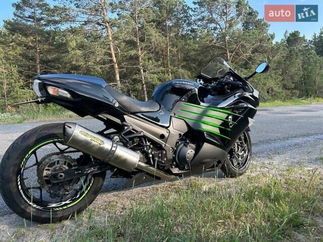 Черный Кавасаки ZZR 1400, объемом двигателя 1.44 л и пробегом 21 тыс. км за 16000 $, фото 7 на Automoto.ua