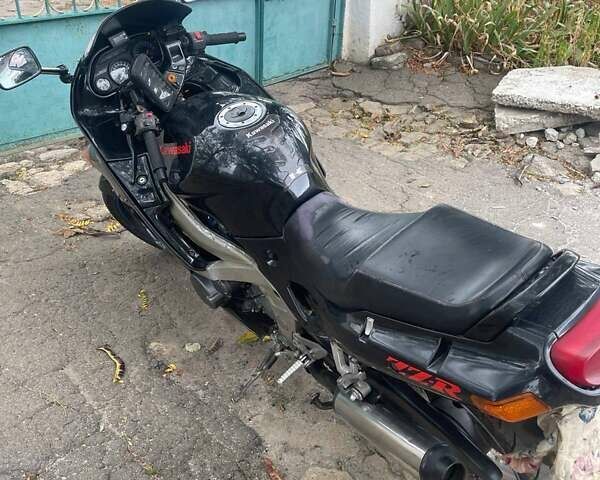Кавасаки ZZR 400, объемом двигателя 0 л и пробегом 25 тыс. км за 2600 $, фото 1 на Automoto.ua