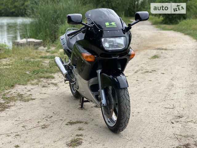 Чорний Кавасакі ZZR 600, об'ємом двигуна 0.6 л та пробігом 30 тис. км за 2950 $, фото 26 на Automoto.ua