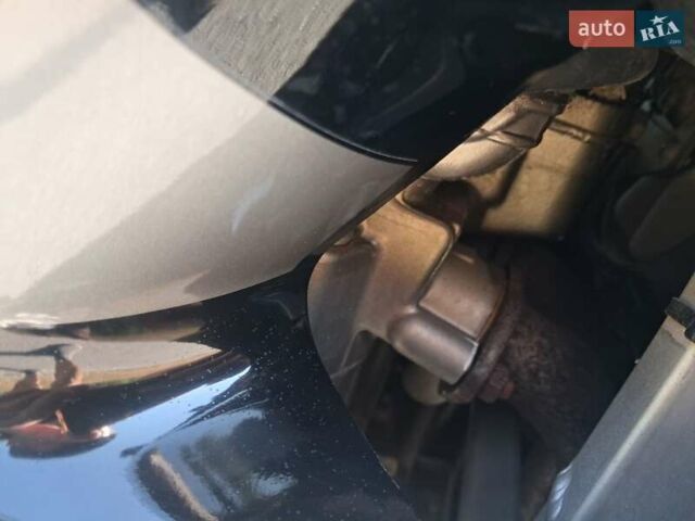 Кавасаки ZZR 600, объемом двигателя 0.6 л и пробегом 41 тыс. км за 2850 $, фото 3 на Automoto.ua