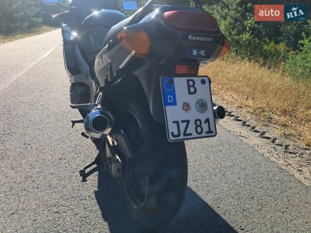 Кавасаки ZZR 600, объемом двигателя 0.6 л и пробегом 41 тыс. км за 2850 $, фото 20 на Automoto.ua