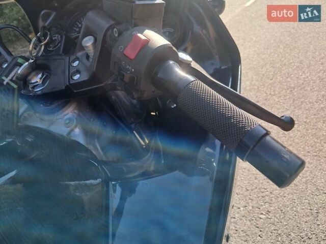 Кавасаки ZZR 600, объемом двигателя 0.6 л и пробегом 41 тыс. км за 2850 $, фото 21 на Automoto.ua