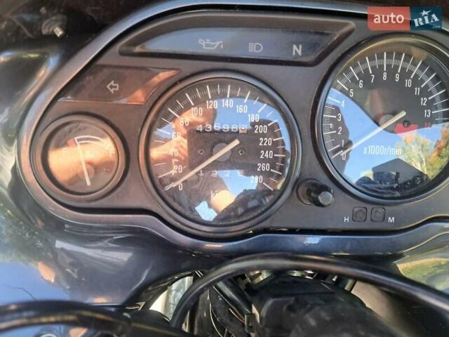 Кавасаки ZZR 600, объемом двигателя 0.6 л и пробегом 41 тыс. км за 2850 $, фото 14 на Automoto.ua