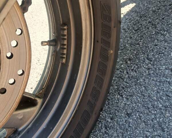 Кавасаки ZZR 600, объемом двигателя 0.6 л и пробегом 41 тыс. км за 2850 $, фото 5 на Automoto.ua