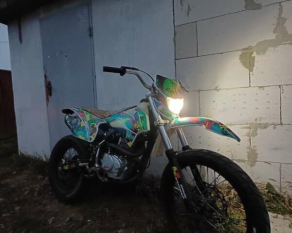 Белый Кайо K2, объемом двигателя 0.22 л и пробегом 35 тыс. км за 1175 $, фото 11 на Automoto.ua