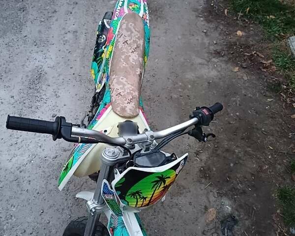 Кайо K2, объемом двигателя 2 л и пробегом 30 тыс. км за 1187 $, фото 19 на Automoto.ua