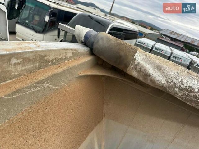 Кемпф СК, объемом двигателя 0 л и пробегом 10 тыс. км за 29854 $, фото 10 на Automoto.ua